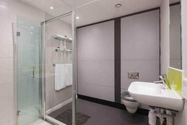 1 bed studio, Merchant Studios, Merchant City, Glasgow, G40AJ - Image 6